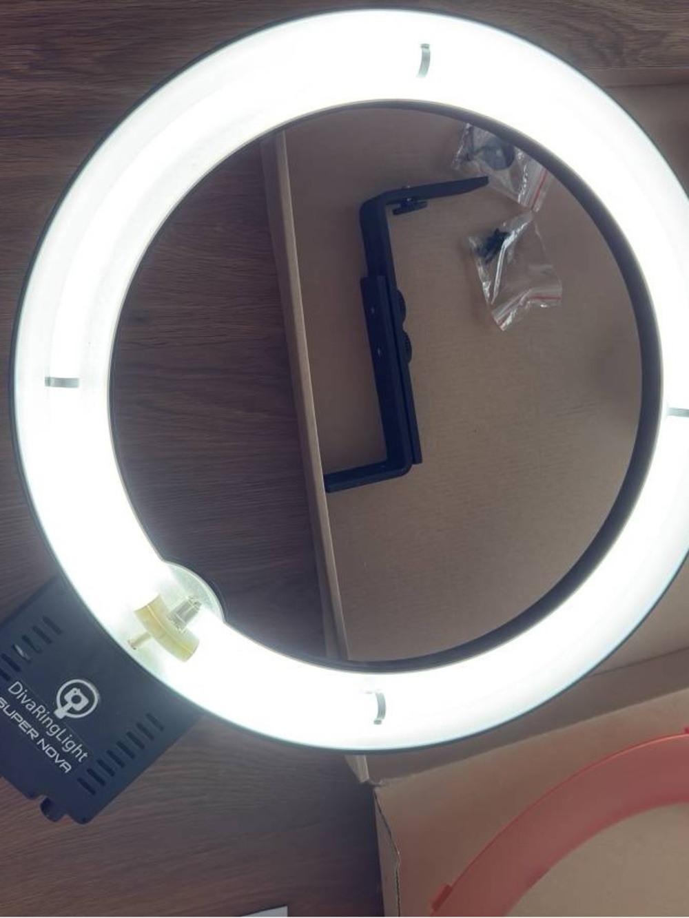 18" Diva Super Nova Ring Light  & Accessories
